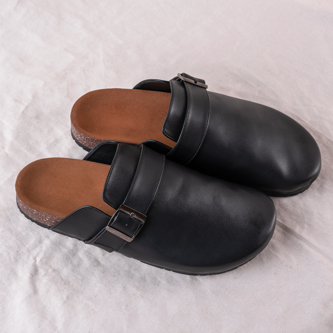 Comfy Unisex Black leather Clogs